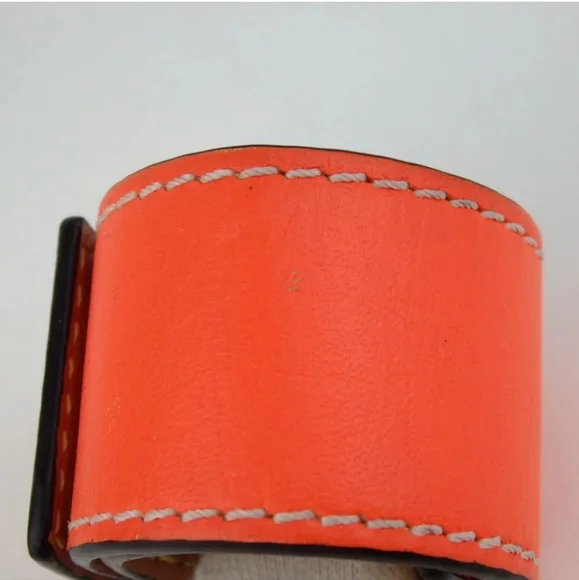 LOEWE ANAGRAM SLAP BRACELET LEATHER - Picture 5 of 12